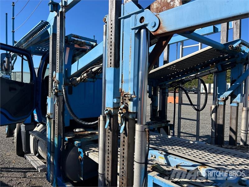 Freightliner 114SD 6x4 Car Carrier Truck Camiones portacoches