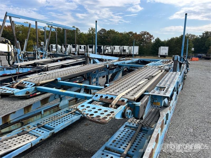 Freightliner 114SD 6x4 Car Carrier Truck Avtotransporterji
