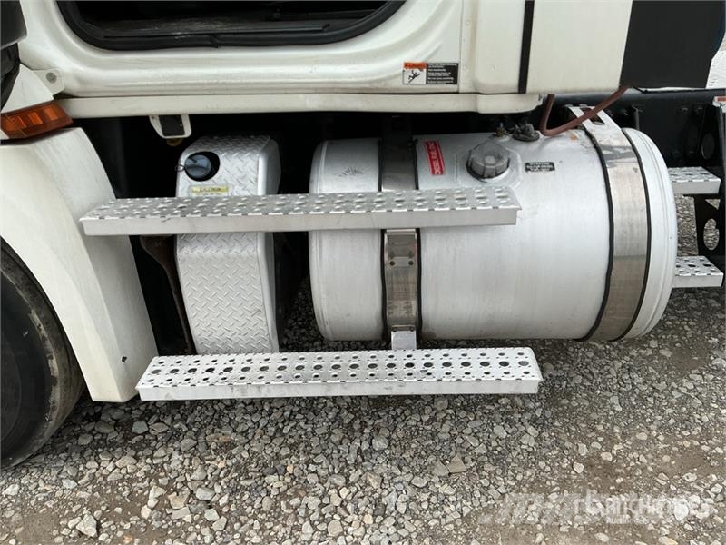 Freightliner Cascadia 126 وحدات الجر