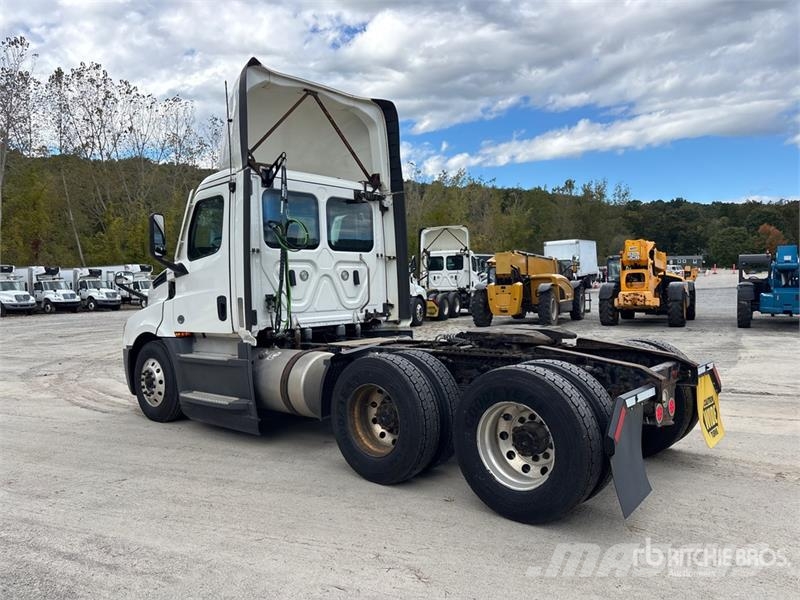 Freightliner Cascadia 126 Tegljači