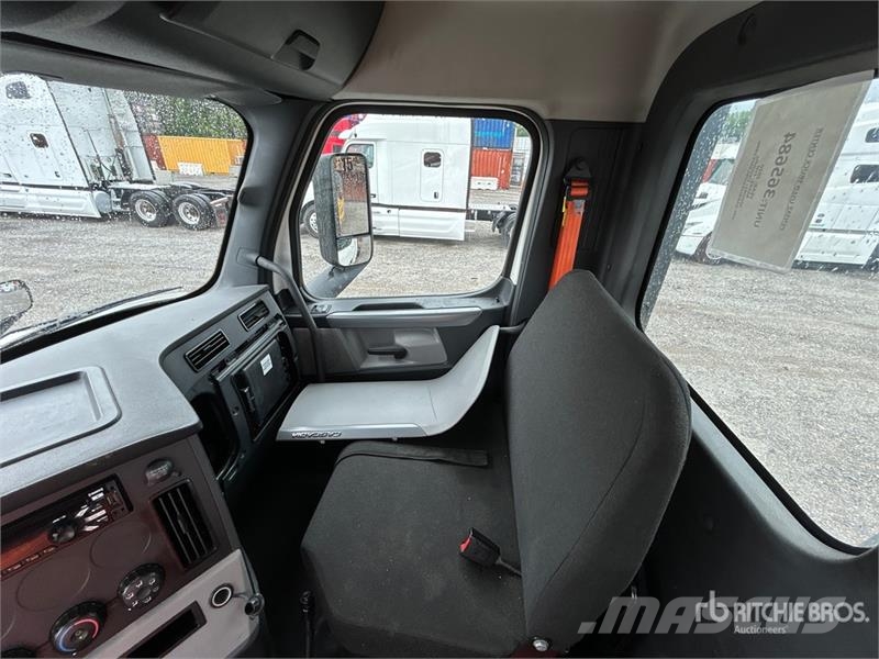 Freightliner Cascadia 126 Prime Movers