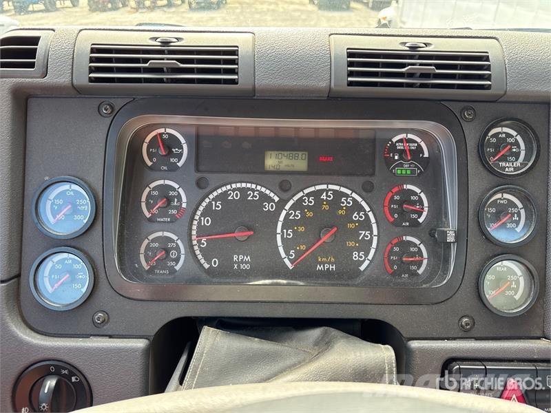 Freightliner Cascadia 125 Sadulveokid
