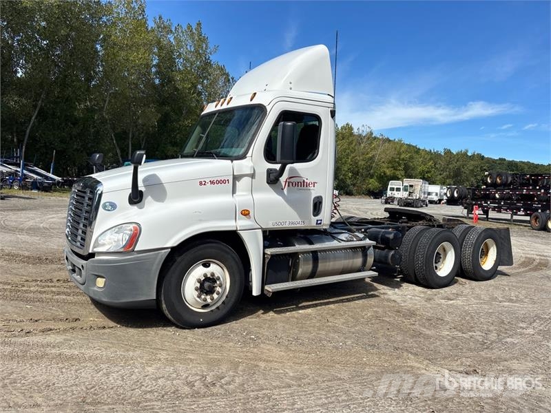 Freightliner Cascadia 125 Tractor Units