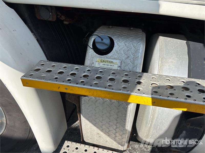 Freightliner Cascadia 113 Vlačilci