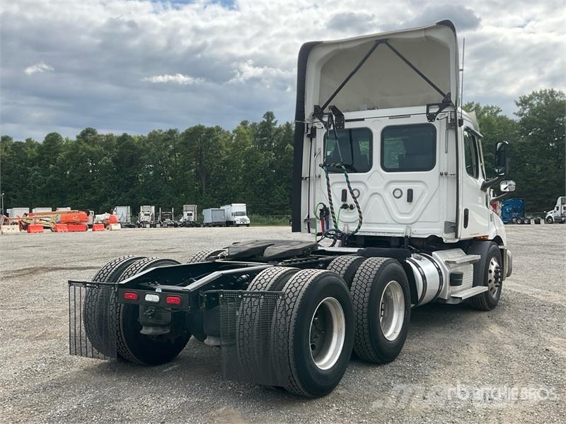 Freightliner Cascadia 116 Vilcēji