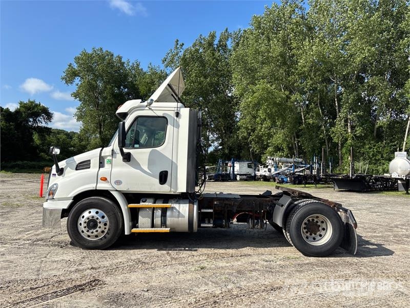 Freightliner Cascadia 113 Vlačilci
