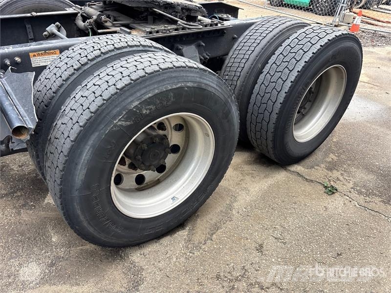 Freightliner Cascadia 125 Naudoti vilkikai
