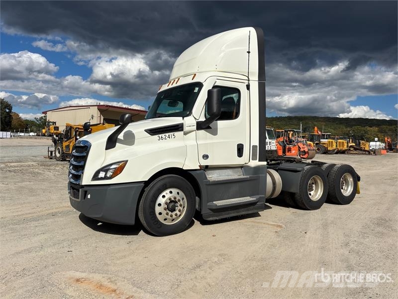 Freightliner Cascadia 126 Tegljači