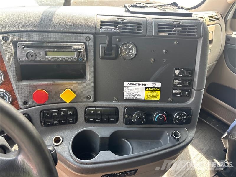 Freightliner Cascadia 113 Tracteur routier