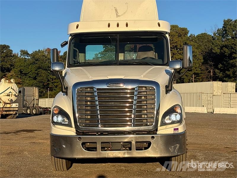 Freightliner Cascadia 125 Cabezas tractoras