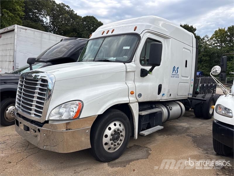 Freightliner Cascadia 125 Naudoti vilkikai