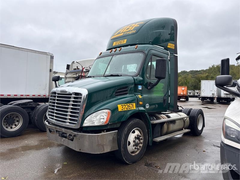 Freightliner Cascadia 113 Trekkvogner