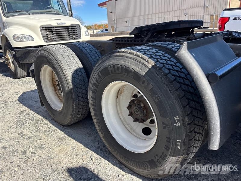 Freightliner Cascadia 126 Cabezas tractoras