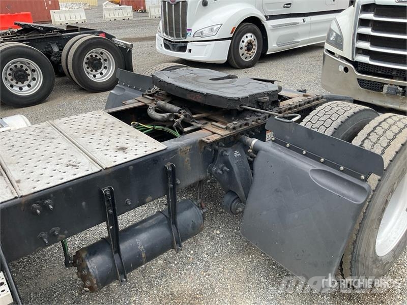 Freightliner Cascadia 126 Prime Movers