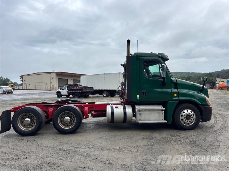Freightliner Cascadia 125 Vlačilci