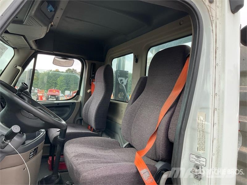 Freightliner Cascadia 125 曳引機組件