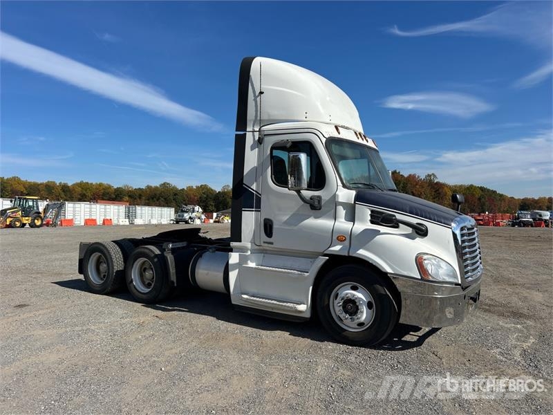 Freightliner Cascadia 113 Motrici e Trattori Stradali