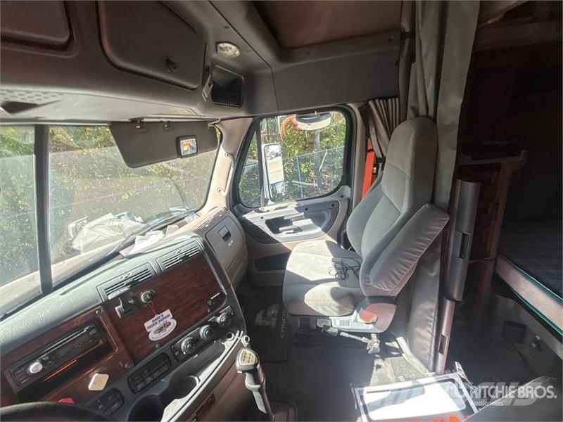 Freightliner Cascadia 125 Trekkers
