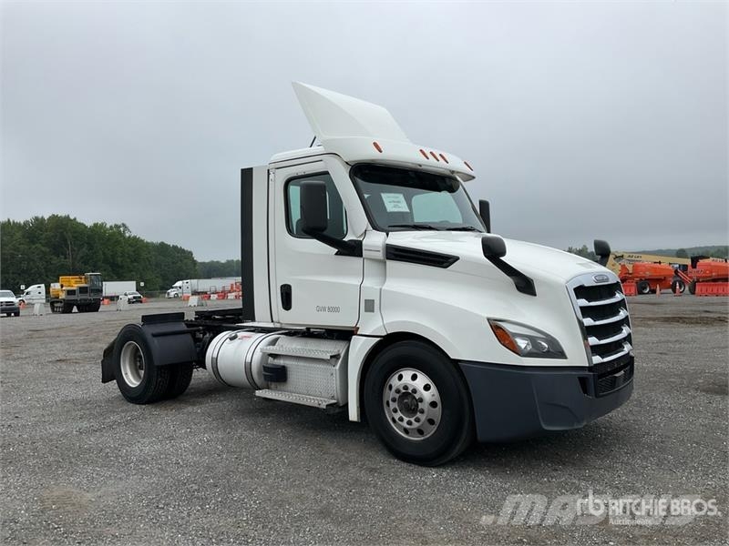 Freightliner Cascadia 126 Prime Movers
