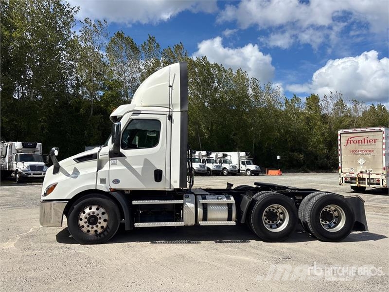 Freightliner Cascadia 116 Tractor Units