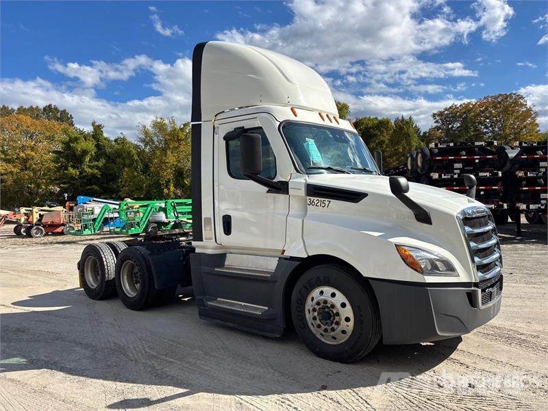 Freightliner Cascadia 126 Tegljači