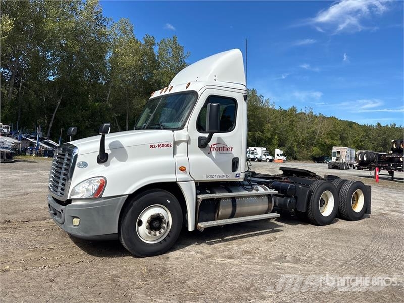 Freightliner Cascadia 125 Sadulveokid