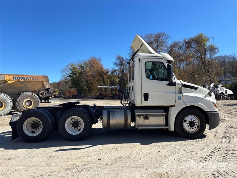 Freightliner Cascadia 126 Cabezas tractoras