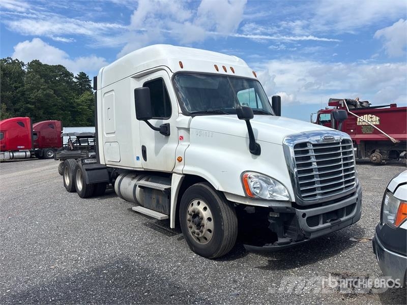 Freightliner Cascadia 113 Tracteur routier
