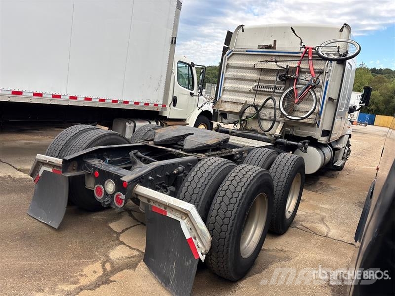 Freightliner Cascadia 125 Naudoti vilkikai