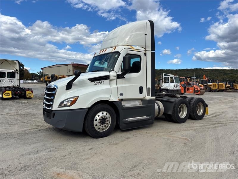 Freightliner Cascadia 126 Влекачи