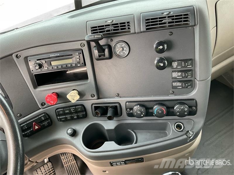 Freightliner Cascadia 125 曳引機組件