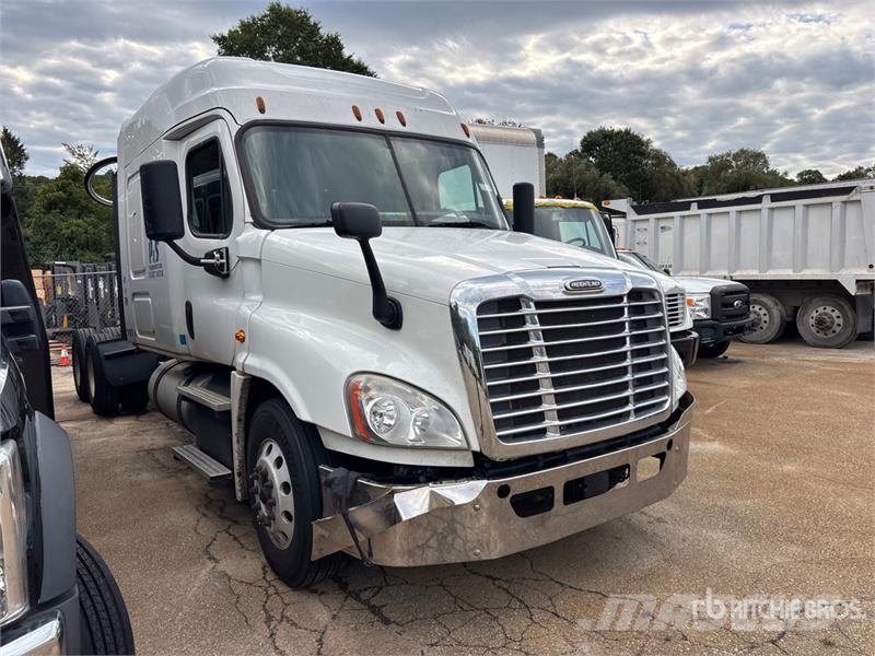 Freightliner Cascadia 125 Naudoti vilkikai