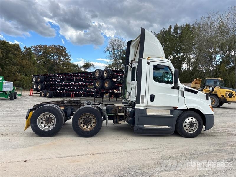 Freightliner Cascadia 126 Влекачи