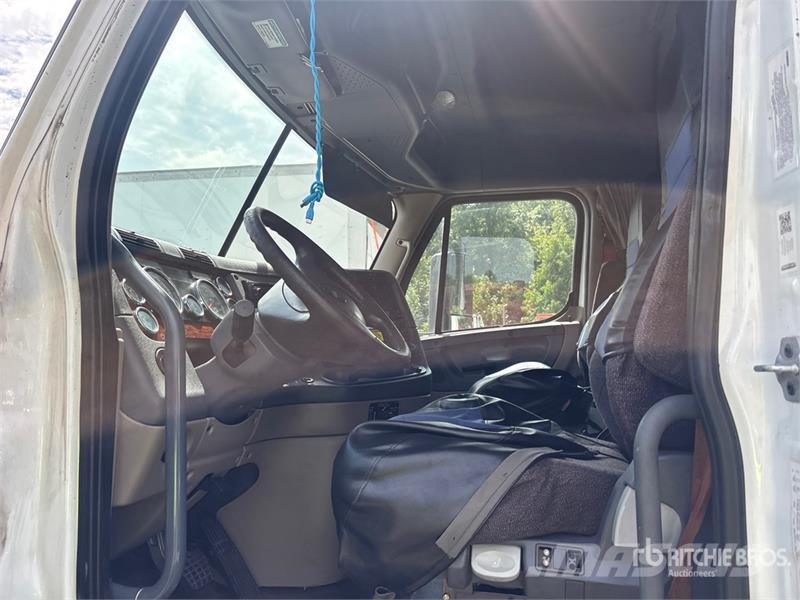Freightliner Cascadia 113 Tracteur routier