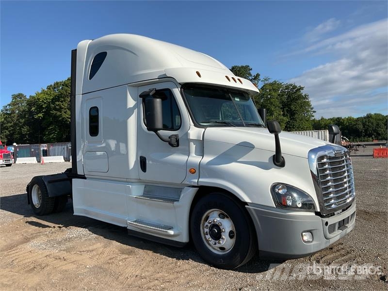 Freightliner Cascadia 125 Truck Tractor Units