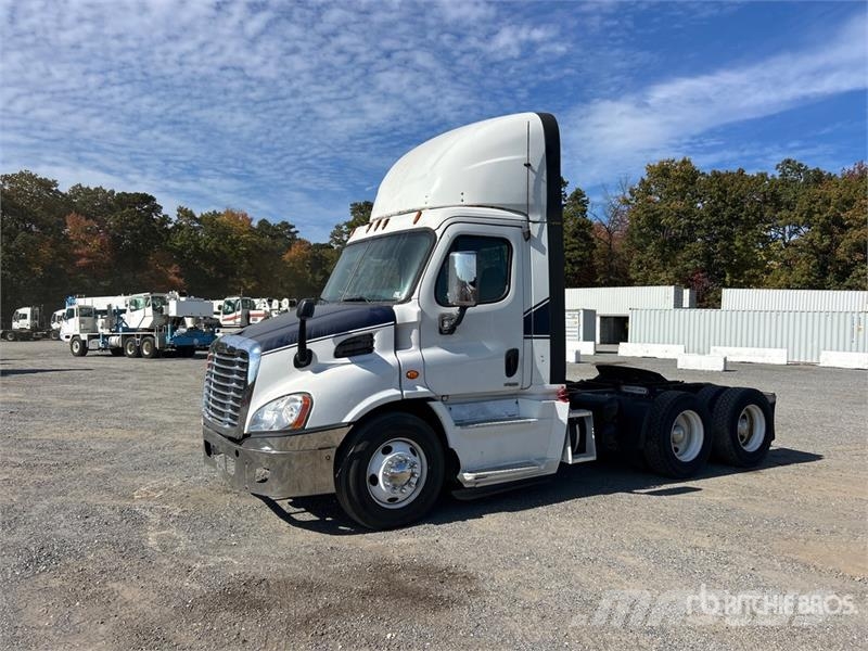Freightliner Cascadia 113 Motrici e Trattori Stradali