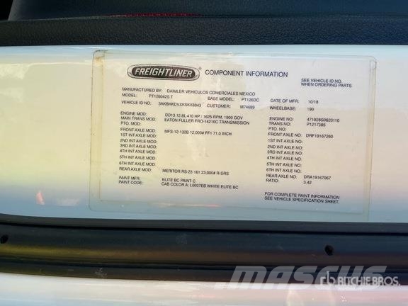 Freightliner Cascadia 126 Седельные тягачи