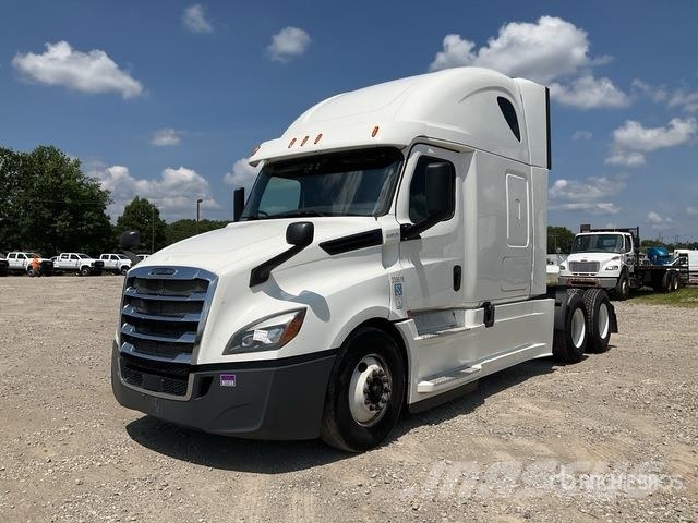 Freightliner Cascadia 126の中古トラクターヘッド | トレーラー