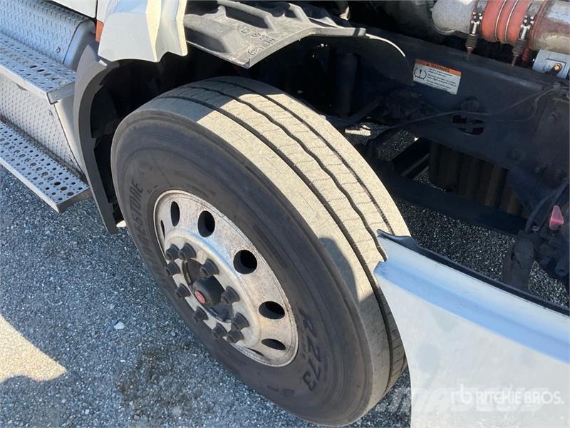 Freightliner Cascadia 116 Tractor Units