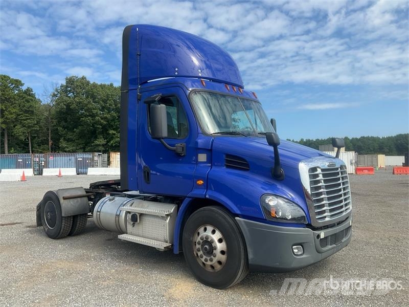 Freightliner Cascadia 113 Vlačilci