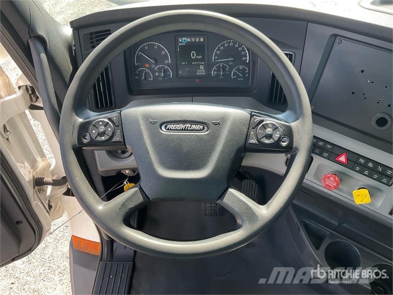 Freightliner Cascadia 116 Vilcēji
