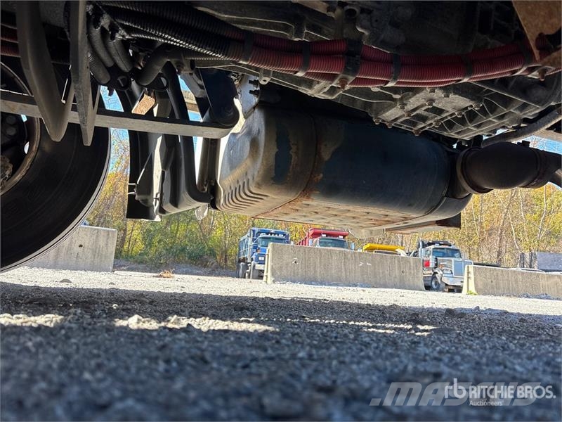 Freightliner Cascadia 116 Trekkers