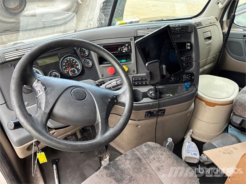 Freightliner Cascadia 125 Naudoti vilkikai