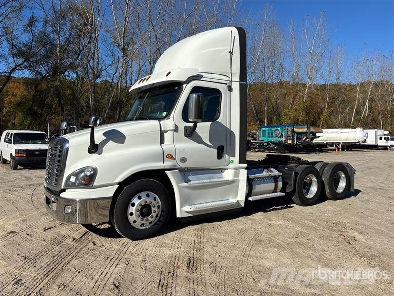 Freightliner Cascadia 125 Cavalos mecânicos