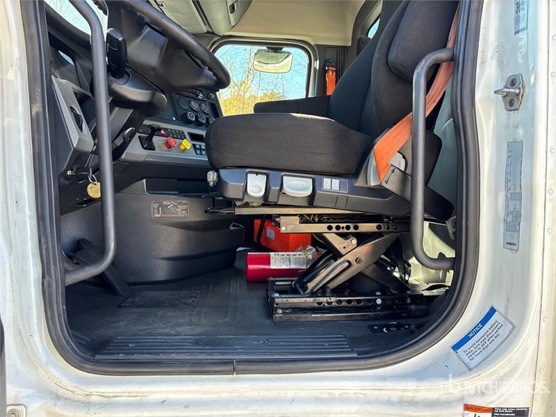 Freightliner Cascadia 116 Trekkers