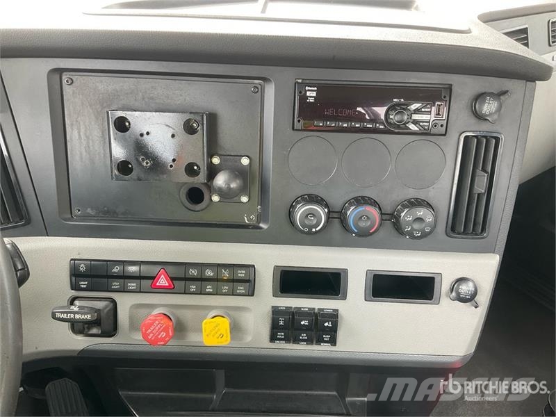 Freightliner Cascadia 116 Vilcēji