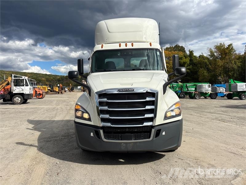 Freightliner Cascadia 126 Tegljači
