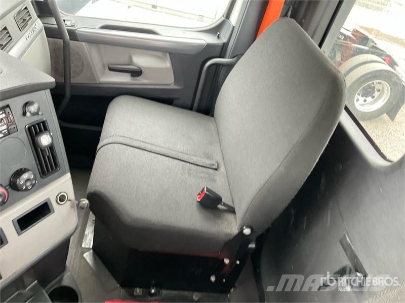 Freightliner Cascadia 126 Prime Movers