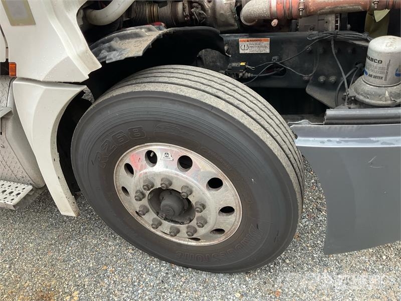 Freightliner Cascadia 126 Tracteur routier
