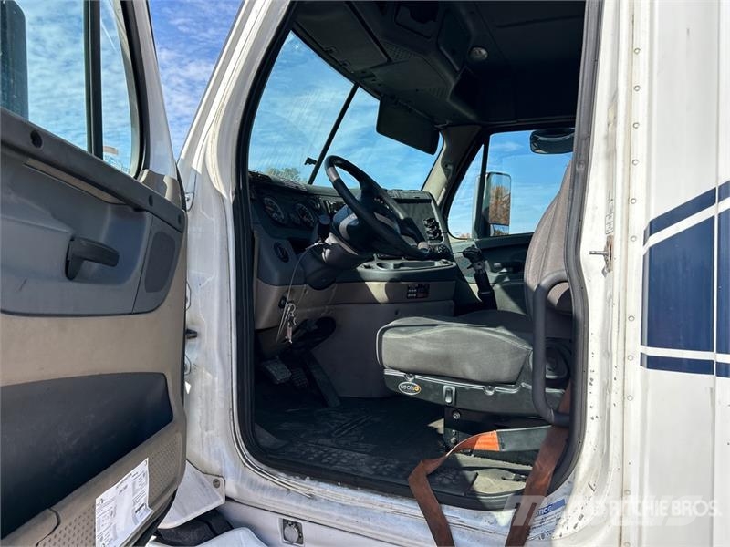 Freightliner Cascadia 113 Motrici e Trattori Stradali